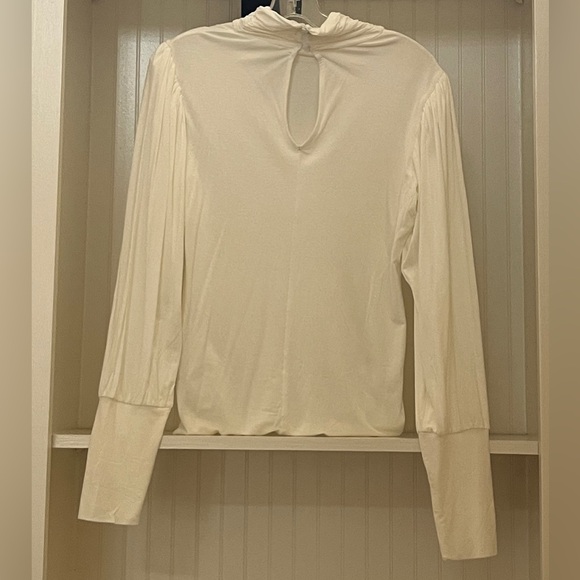 VENUS Turtleneck | Cream | M | Button Neck closure creates Beautiful Keyhole - Picture 5 of 10